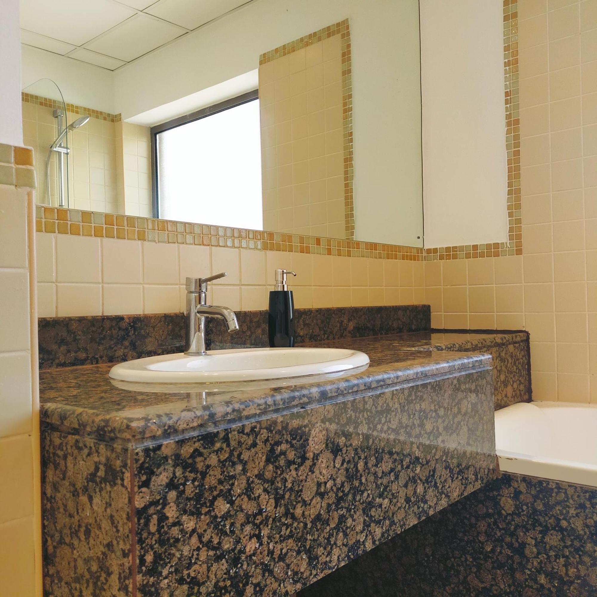 Sea La Vie Hostel Dubaj Kültér fotó